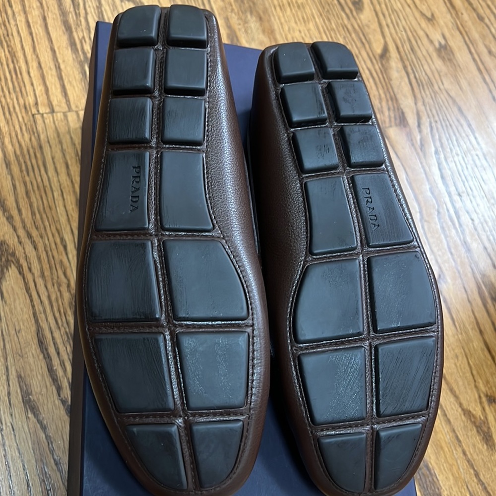 Prada men’s dark brown leather loafers size 9.5 - Picture 7 of 14